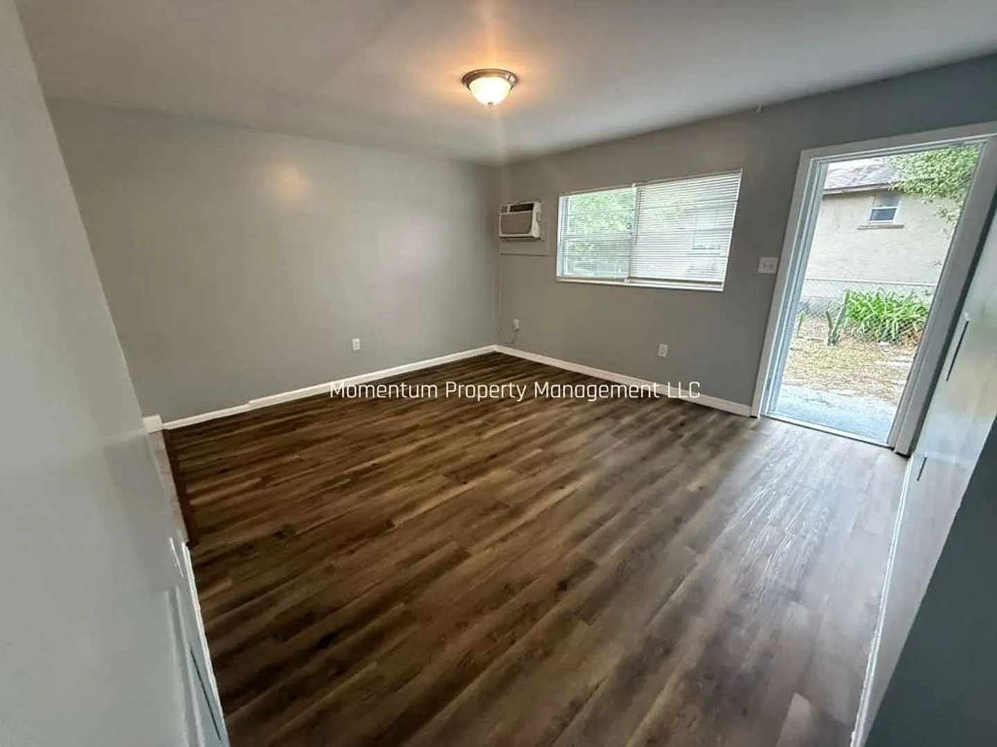 8215 N 17th St Unit B Tampa, FL 33604 — Photo 4