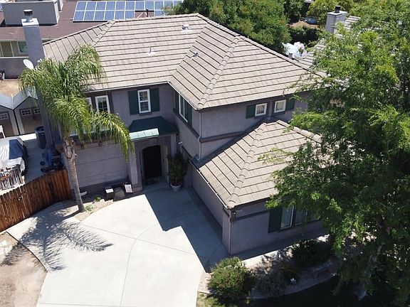 5th image of 5668 N Blythe Ave