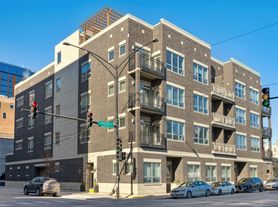 Avra West Loop - Apartments in Chicago, IL