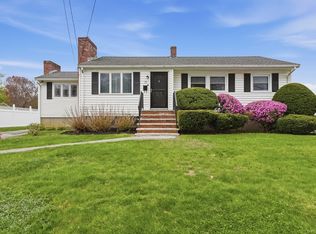 35 Enfield St, Lowell, MA 01852