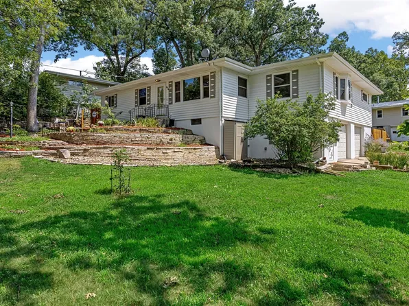 1416 Norwood Dr SE, Cedar Rapids, IA 52403