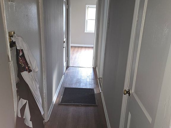 4th image of 613 Baltic Ave #2