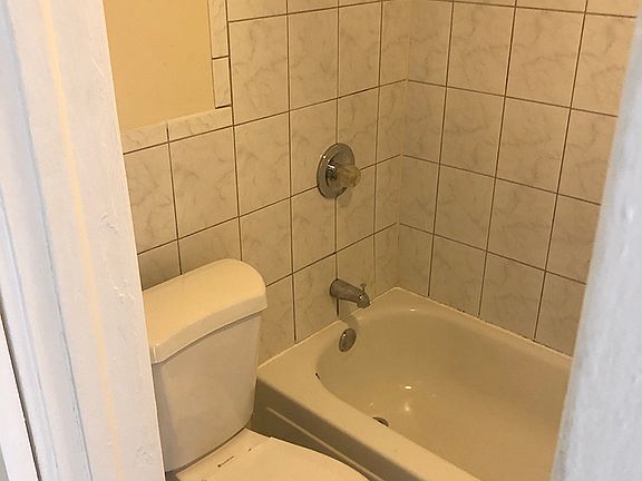 4th image of 316 S 15th St #14642684
