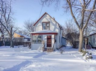512 Oak St N, Fargo, ND 58102