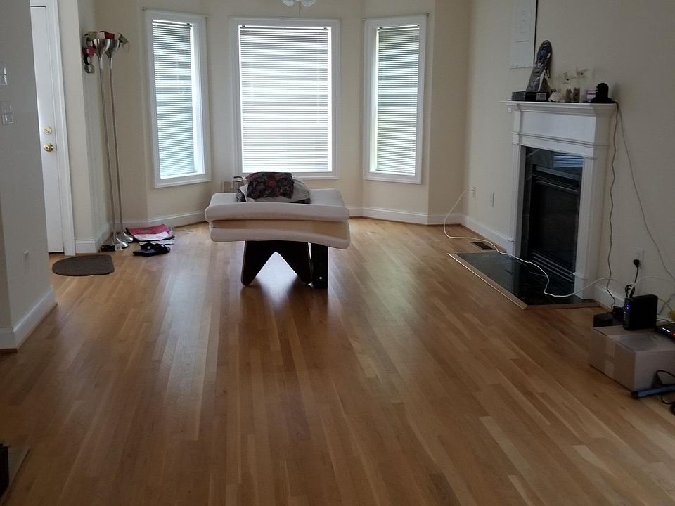 2nd image of 104 Barbour Dr