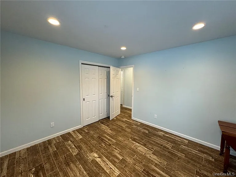 317 Overlook Ct — Photo 5