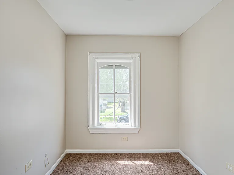 371 Cedar St — Photo 13