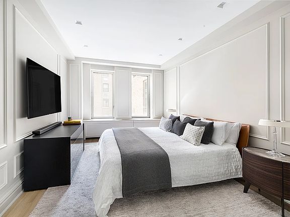 4th image of 502 Park Ave APT 12K