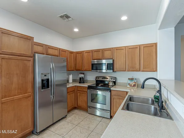 21163 E Treasure Rd, Red Rock, AZ 85145