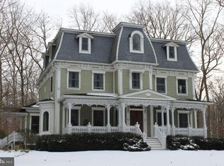 37 Waterview Dr, Pilesgrove, NJ 08098