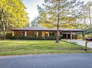 9125 Live Oak Ave, Ocean Springs, MS 39564