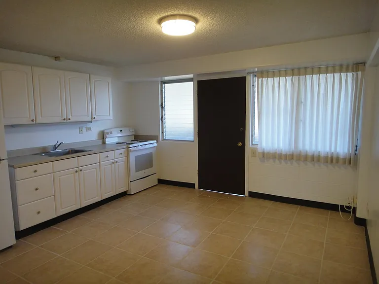 1717 Keeaumoku St #101 — Photo 6