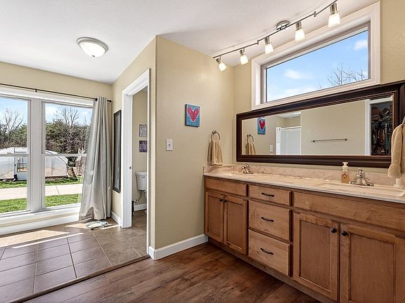 35th image of 138 Effie Allen Ln