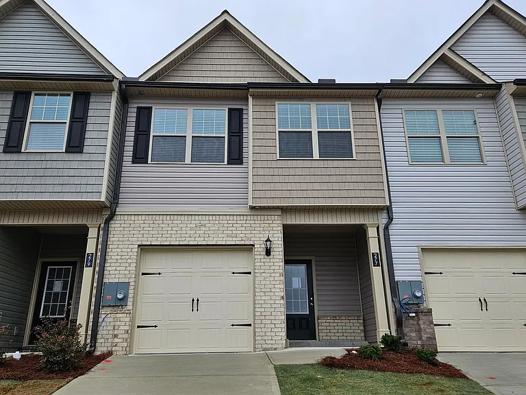 277 Turtle Creek Dr — Photo 1