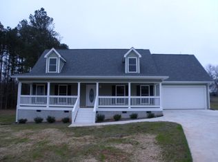 253 Southern Walk Cir, Gray, GA 31032