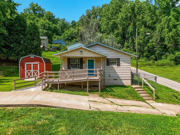 2152 Johnstown Rd, Huntington, WV 25701