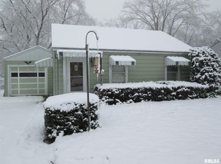 5117 N Longview Pl, Peoria Heights, IL 61616