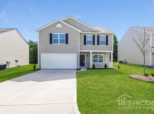 110 Harvest Pointe Dr, Statesville, NC 28677