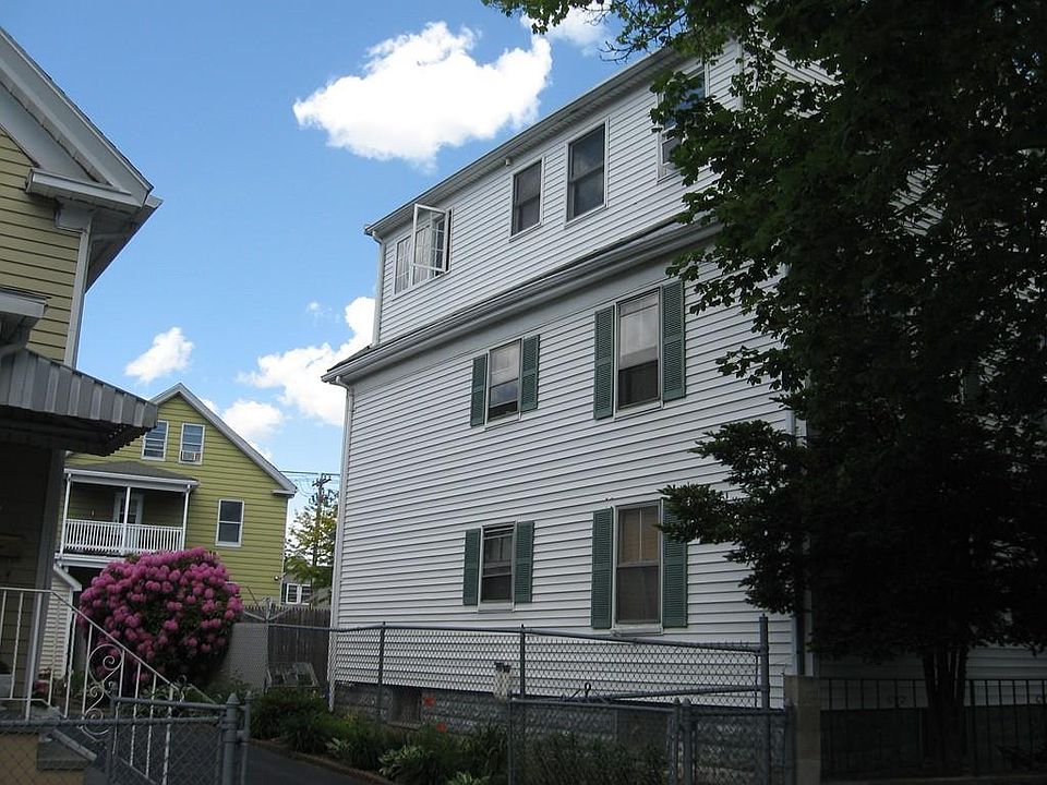 2nd image of 5 Bowditch St