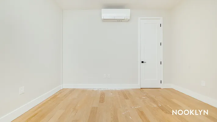 Rented by Nooklyn NYC LLC | media 6