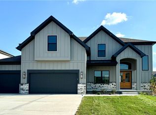 7703 NE 103rd Ter, Kansas City, MO 64157