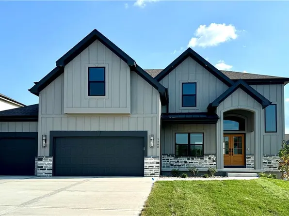 7703 NE 103rd Ter, Kansas City, MO 64157