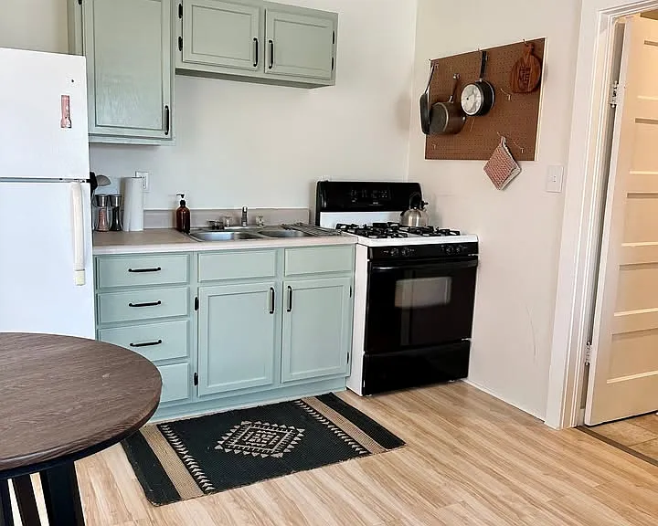 315 N 6th St #10 — Photo 9