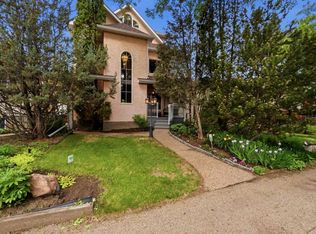 9730 95th St NW, Edmonton, AB T6C 3X7