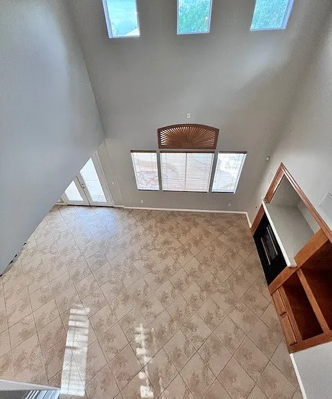 568 Sierra Morena St — Photo 9