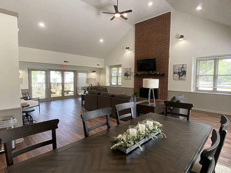 Green Ridge Apartments — Photo 37