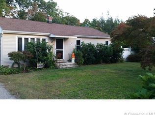 105 Harold Ave, Derby, CT 06418