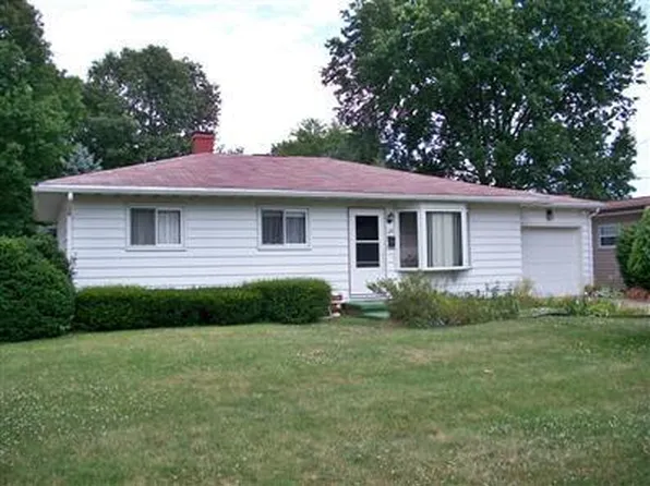 125 Lloyd St, Dover, OH 44622