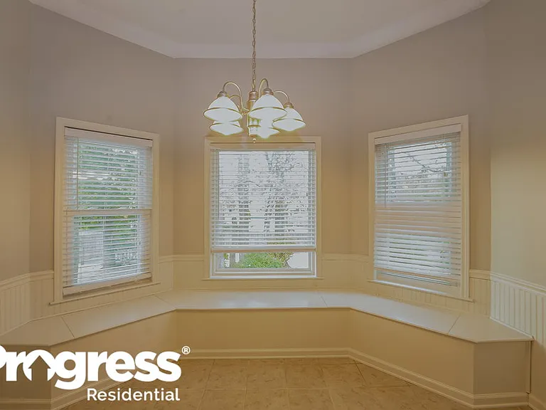 8595 Bell Ridge Dr — Photo 4