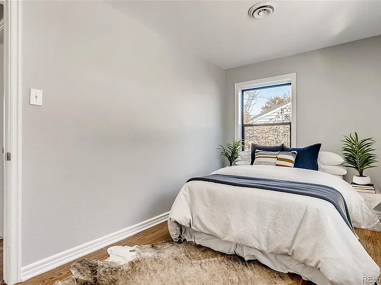 2650 Oneida St — Photo 12