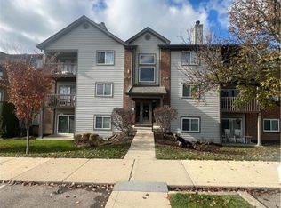 8903 Eagleview Dr APT 4, West Chester, OH 45069