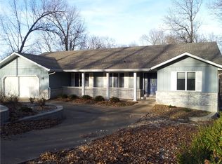 4 Campbell Cir, Bella Vista, AR 72715