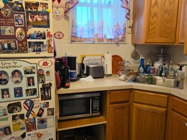 1115 W Camplain Rd, Manville Boro, NJ 08835