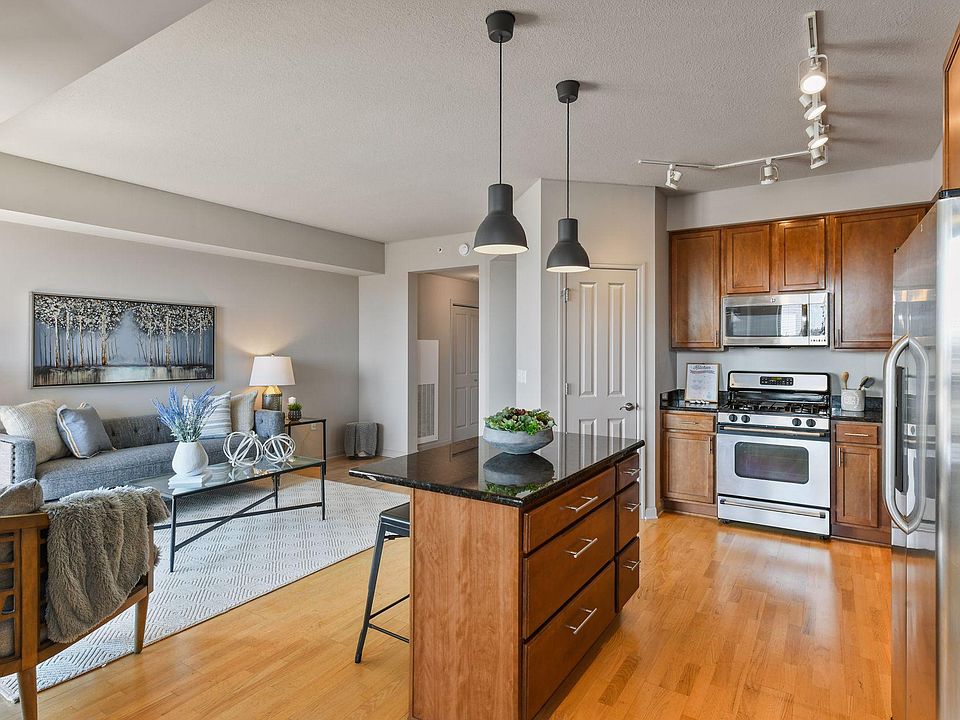 1st image of 500 E Grant St APT 906