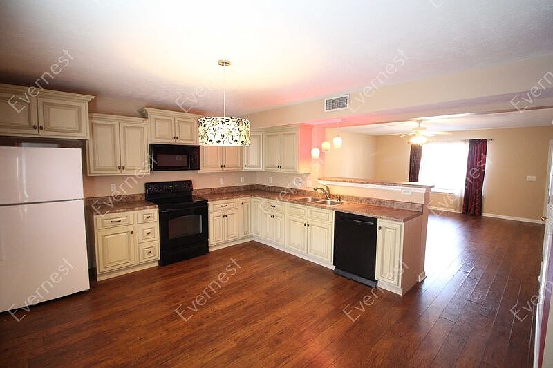 305 Arapaho Dr, Murfreesboro, TN 37128 Zillow