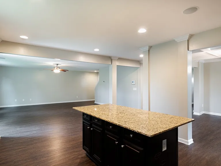1772 Trevino Dr — Photo 2