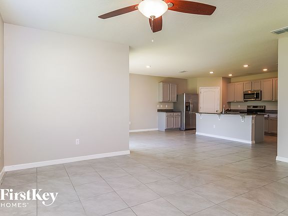 4th image of 3733 Moonflower Ln