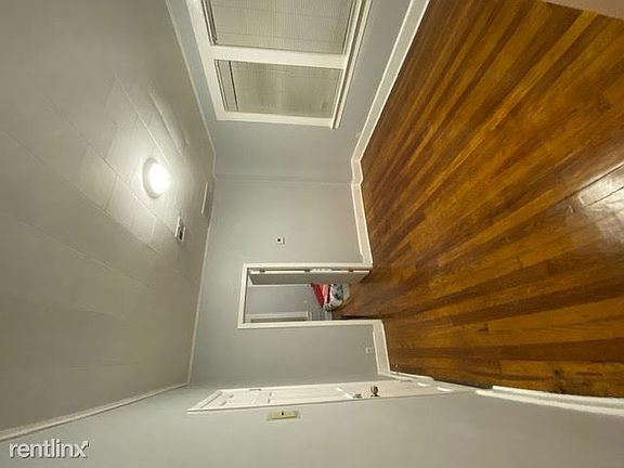 b3