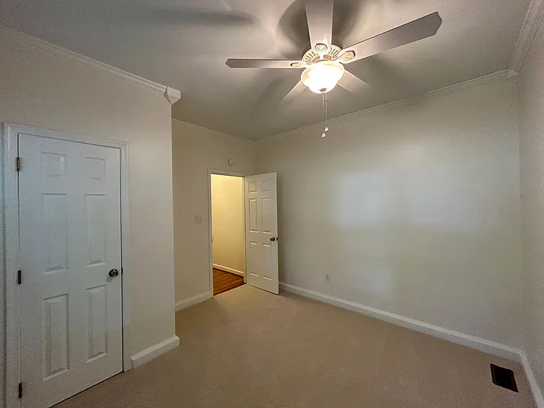 1520 Crawford Wood Dr — Photo 15