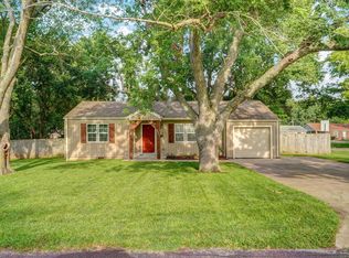 2303 S McCann Ave, Springfield, MO 65804