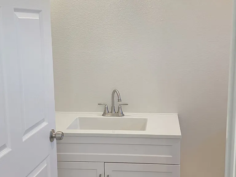 7425 Borrego Trl #B — Photo 13