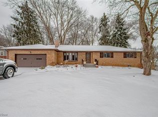 361 Edmore Rd, Akron, OH 44333