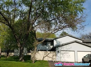 6690 Catherine Ave, Inver Grove Heights, MN 55076
