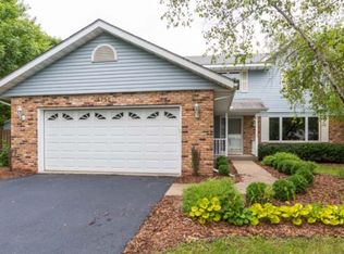 1750 Drake Dr, Eagan, MN 55122