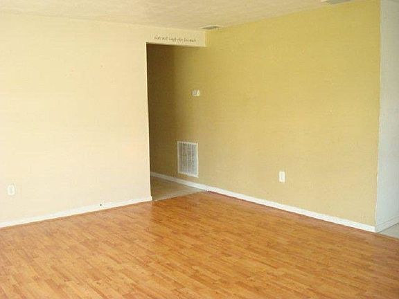 4th image of 650 Canal Dr
