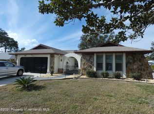 9035 Bonnet Way, Weeki Wachee, FL 34613